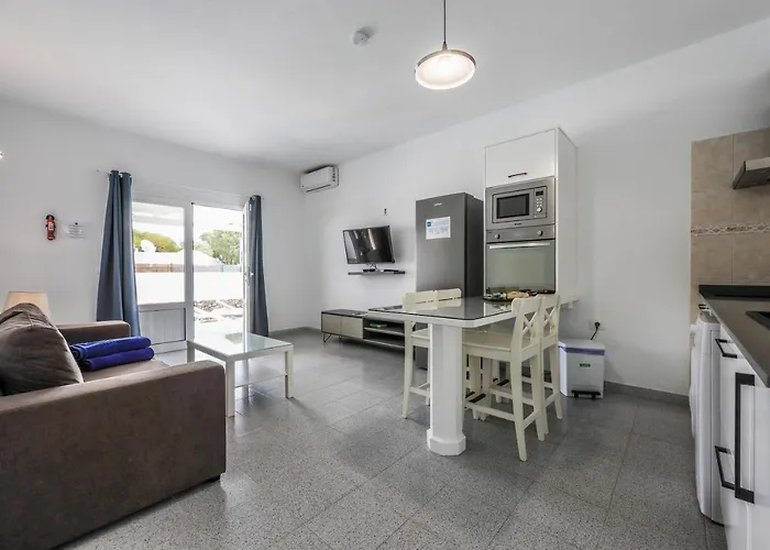 فيلة New Lanzasuites بلايا بلانكا